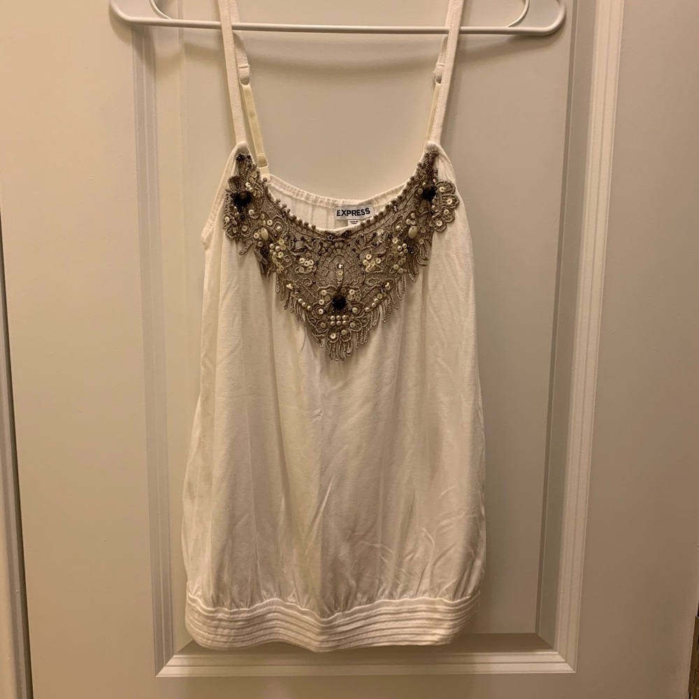Crochet trim tank